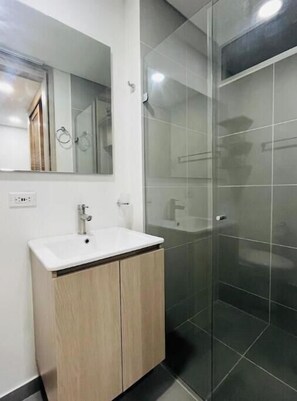 Bathroom - Vrbo Property (medellin)