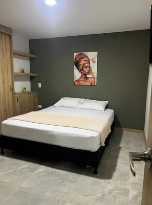 Iron/ironing board, WiFi, bed sheets - Urban chic Medellin+Shared Jacuzzi (medellin)