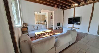 Maison 5* climatisée, spa / pétanque pour 6 pers.