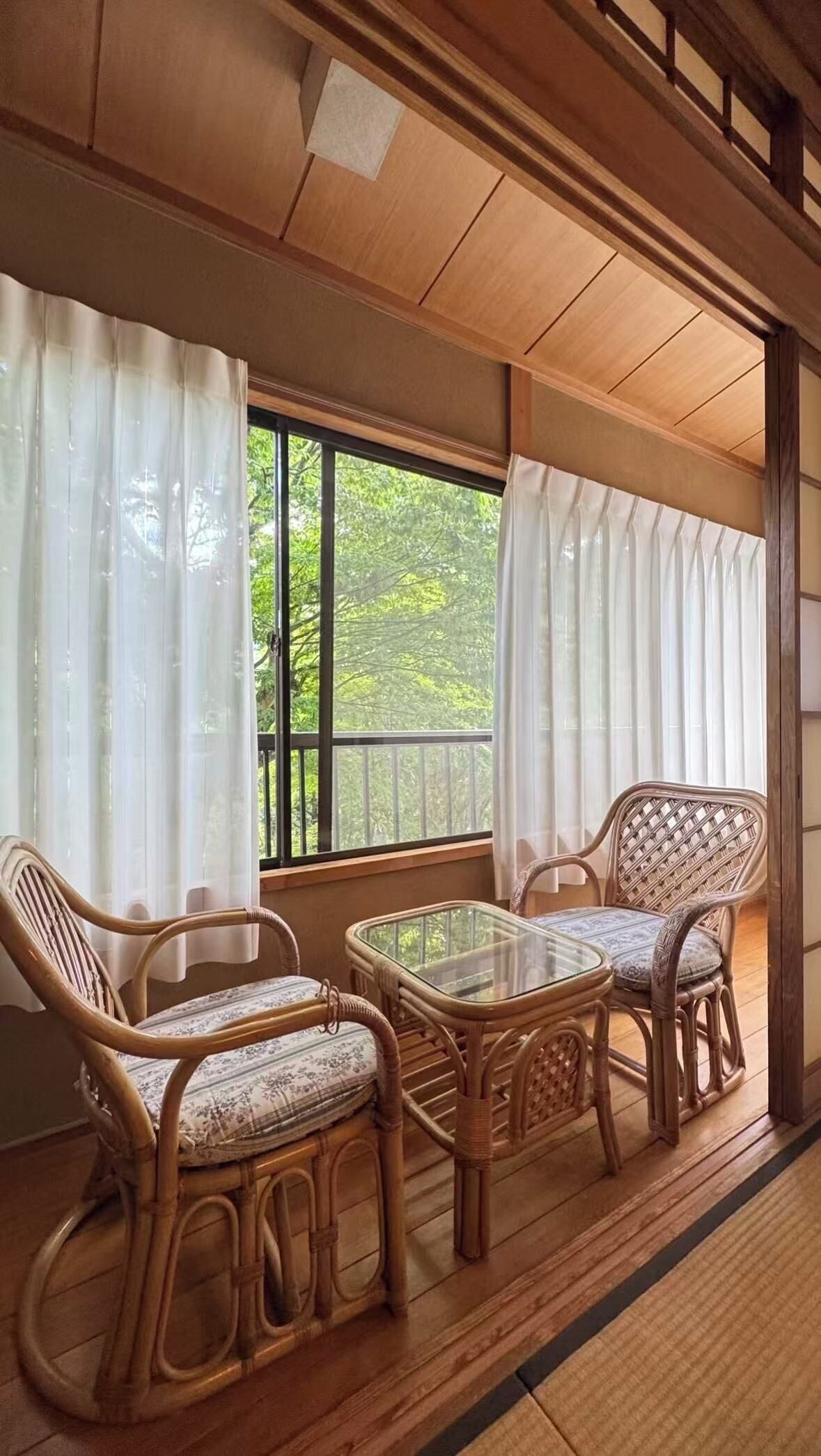Habitación estándar (KAZE) | Cortinas blackout, tabla de planchar con plancha y wifi gratis 