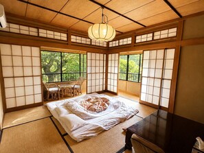 标准房 (KAZE)