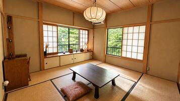 Habitación estándar (HI) | Cortinas opacas, tabla de planchar con plancha, wifi gratis