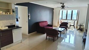 ห้องดีลักซ์ | บริเวณนั่งเล่น
