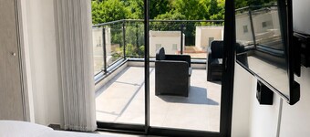 Magnificent villa with golf view 20 min from the sea and 10min from the center of Montpellier