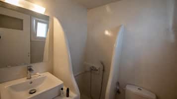 Clio Suite | Bathroom