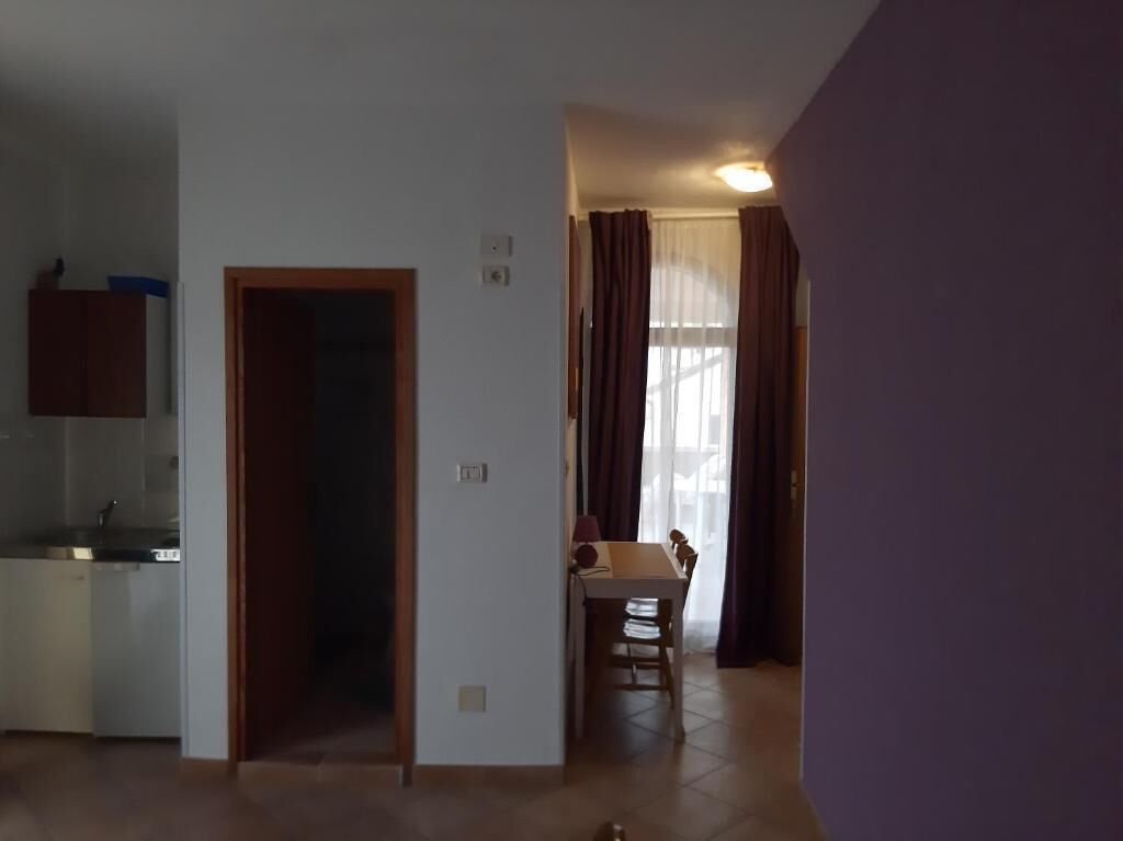 Standard Studio, Balcony, Garden View | Private kitchen