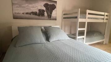 1 chambre, fer et planche à repasser, Wi-Fi gratuit, draps fournis