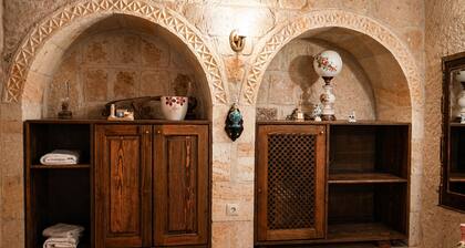 Historic Cave Home Facing Majestic Ortahisar Castle