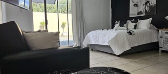 Moo Manor Self Catering