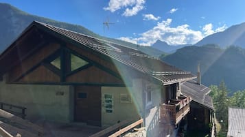 Esterni