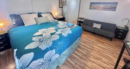 Delightful condo with AC in vibrant Honolulu perfect for your stay