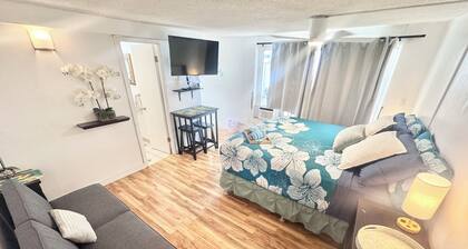 Delightful condo with AC in vibrant Honolulu perfect for your stay