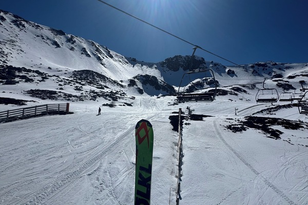 Snow and ski sports