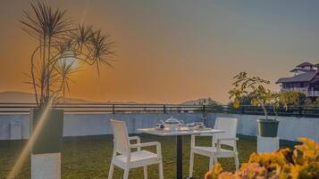 Deluxe Double Room, Balcony, Mountain View | Outdoor dining