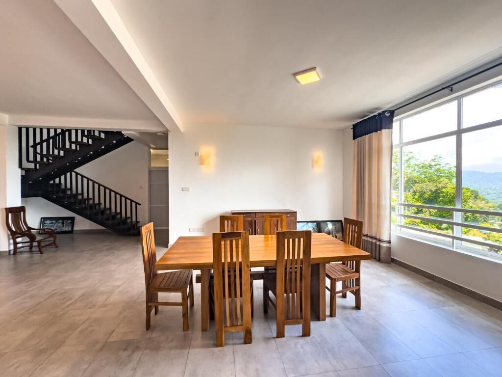 华丽双人房, 阳台, 山景 | 用餐