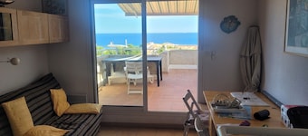Superb T2 with Panoramic View of the Sea and Bay of Marseille