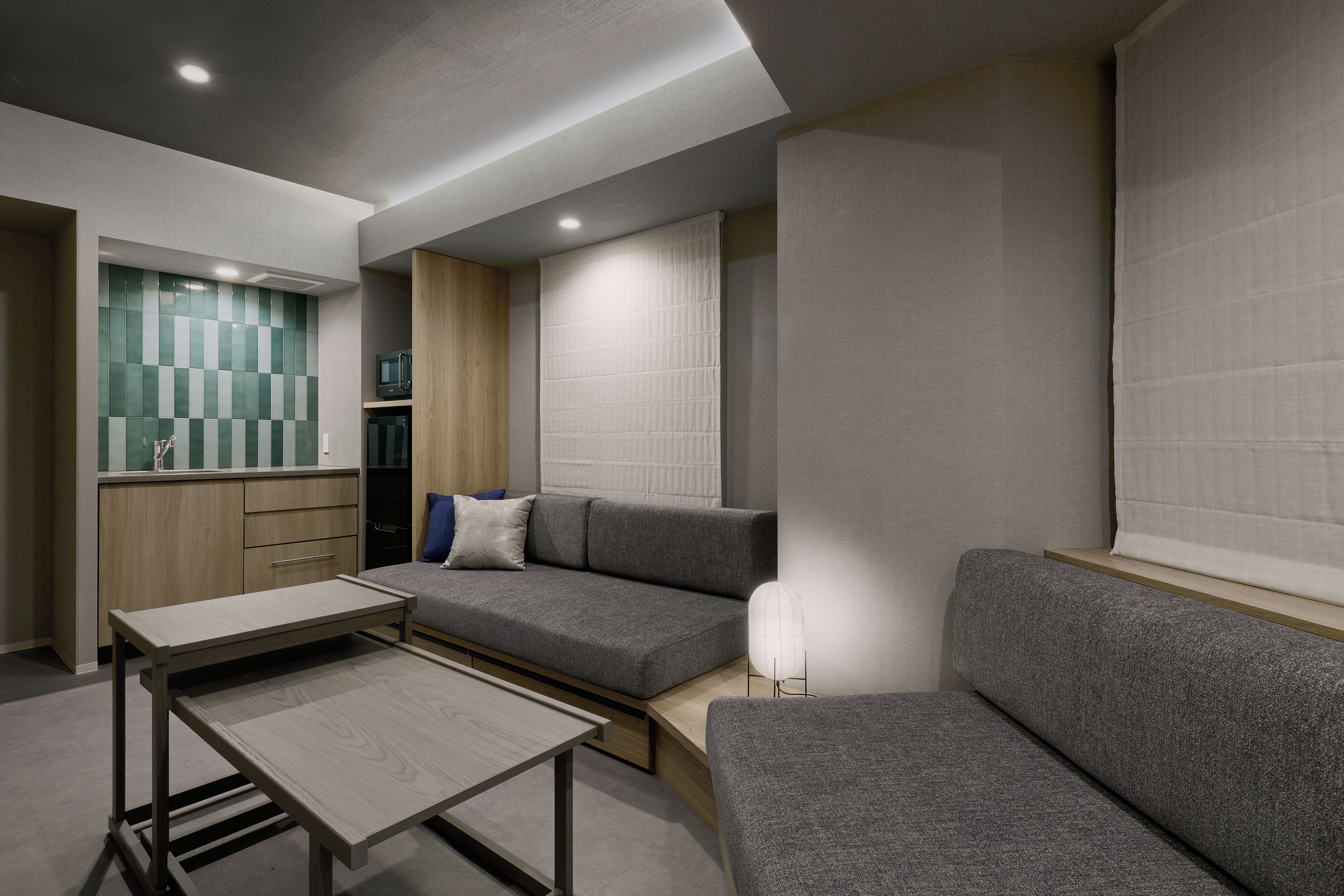 1 Bedroom Deluxe Suite, Non Smoking | In-room safe, WiFi (free), bed sheets