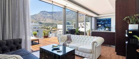 Apartment, 2 Bedrooms, Balcony | Living room