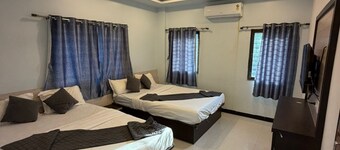 Hotel Majestic Inn