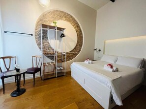 Kamar Double Standar, pemandangan kota | Kedap suara, setrika/meja setrika, dan Wi-Fi gratis