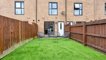 House | 3 bedrooms, Internet
