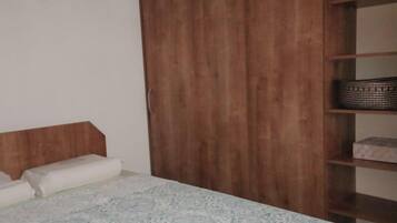 1 bedroom, iron/ironing board, WiFi, wheelchair access