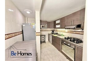 Private kitchen - Cozy Merce Family House (risalda pereira)