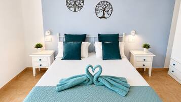 Iron/ironing board, WiFi, bed sheets