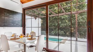 Dining - Una Casa Canaria Moderna (Ingenio)