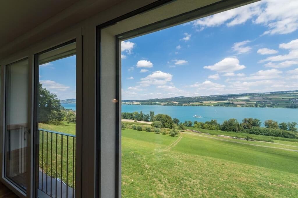 Apartamento de lujo, vistas al lago | Interior