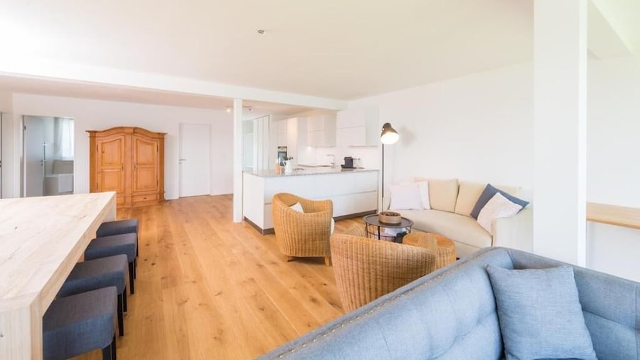 Lakeview Aparthotel