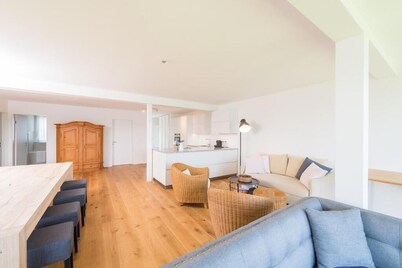 Lakeview Aparthotel
