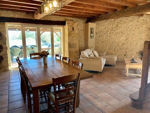 Dining - Vrbo Property (Beaumontois en Périgord)