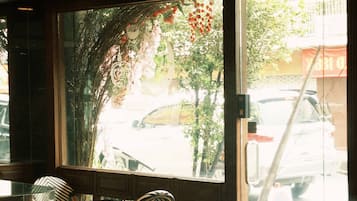 House, 1 Bedroom, Balcony | Dining
