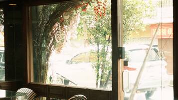 House, 1 Bedroom, Balcony | Dining