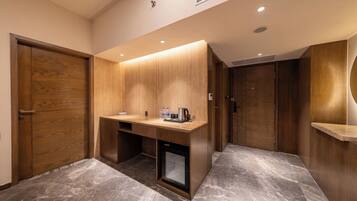 Suite, Sea View | Interior