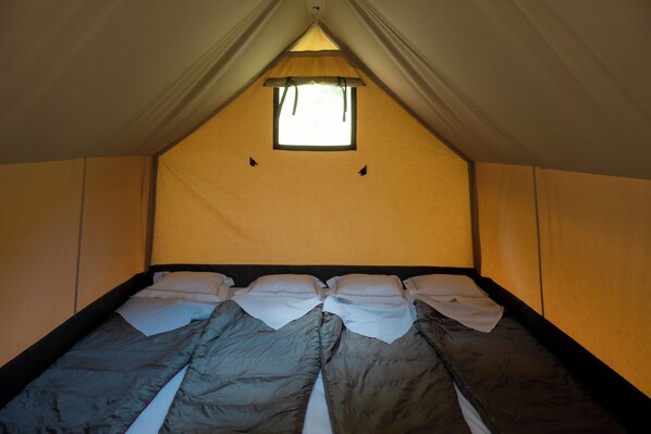 Tent, Mountain View | Bed sheets