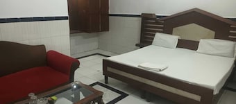Hotel American