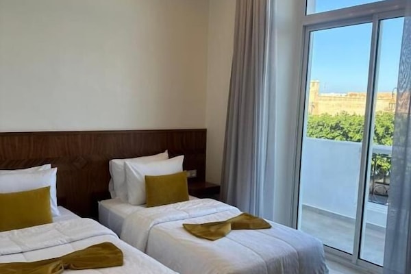 Comfort Twin Room, Balcony, City View | WiFi (free)