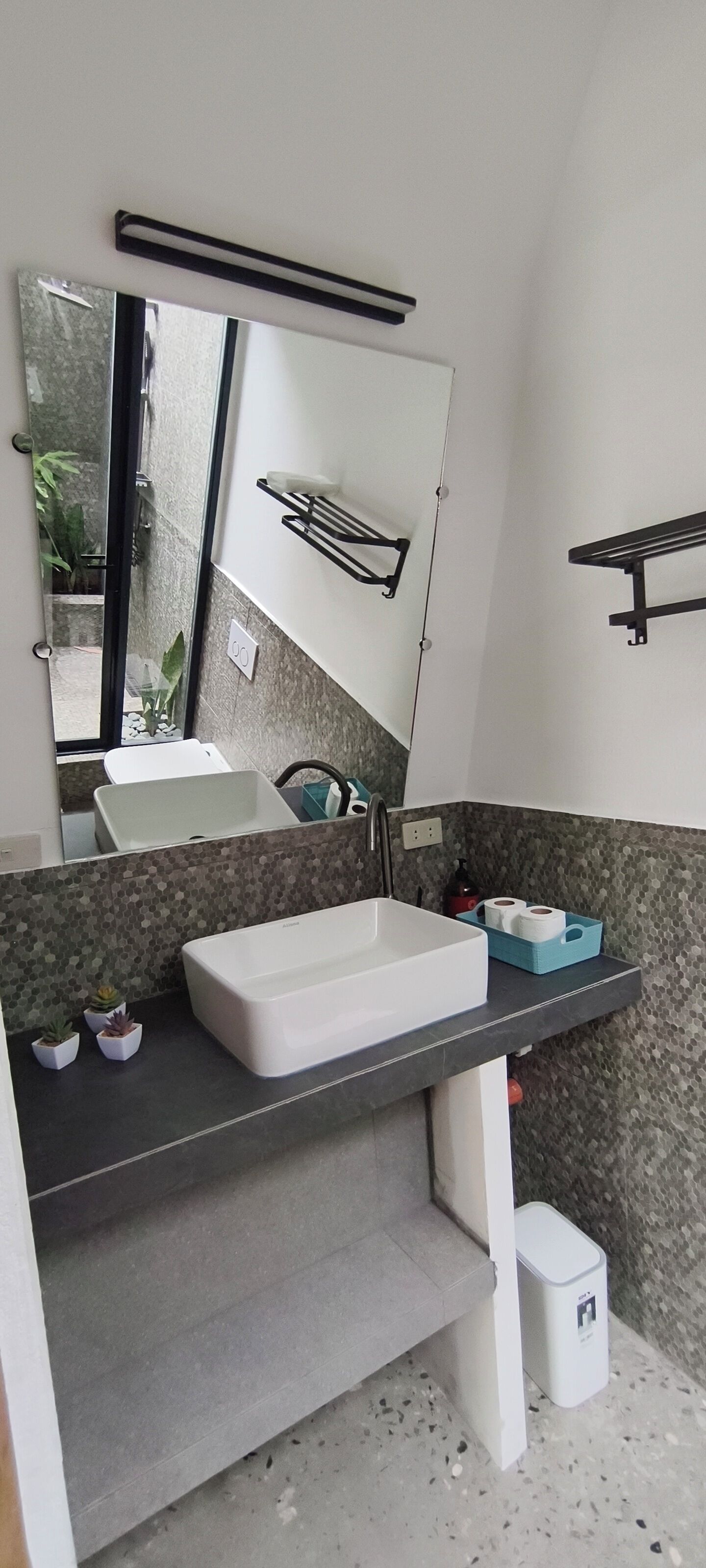 Deluxe Double or Twin Room, Patio, Pool View | Bathroom | Free toiletries, towels, soap, toilet paper