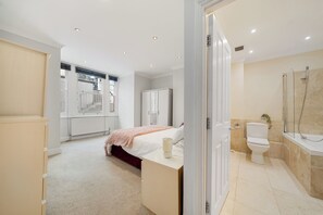 3 chambres, fer et planche à repasser, Wi-Fi gratuit, draps fournis
