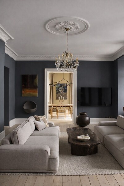 Elegant 218 m² Historic Apartment by the Copenhagen Lakes & near City Center.
