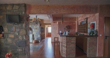 Faris Hotel – Spacious Family Room in the Taygetos
