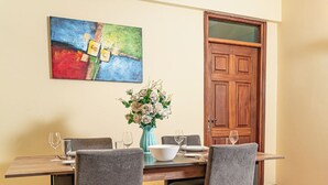 Deluxe Apartment | Dining - Valley Arcade by TSG (Nairobi)