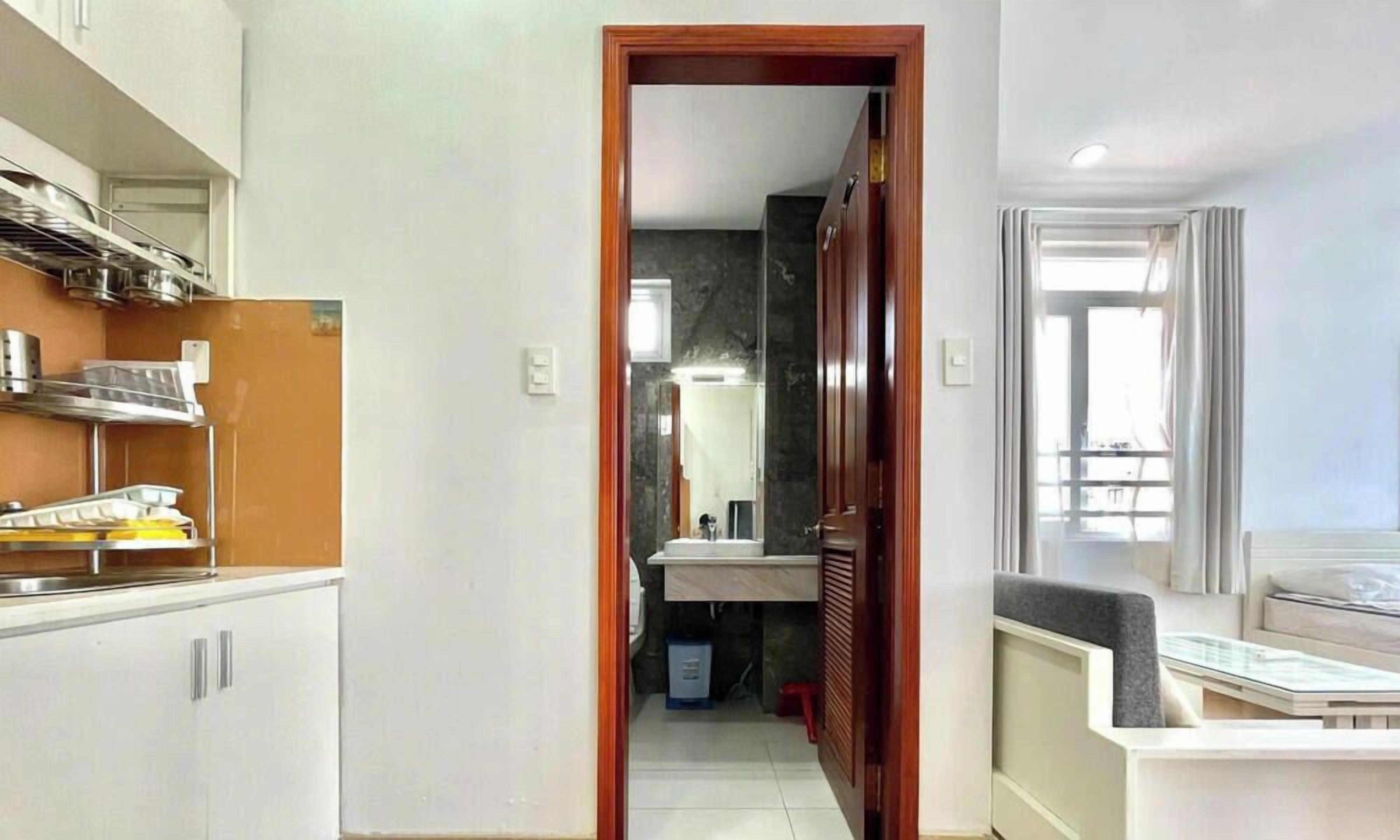Deluxe Apartment, Balcony, City View | Interior