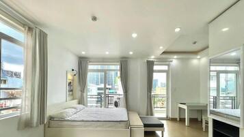 Deluxe Apartment, Balcony, City View