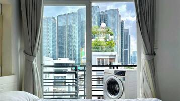 Deluxe Apartment, Balcony, City View