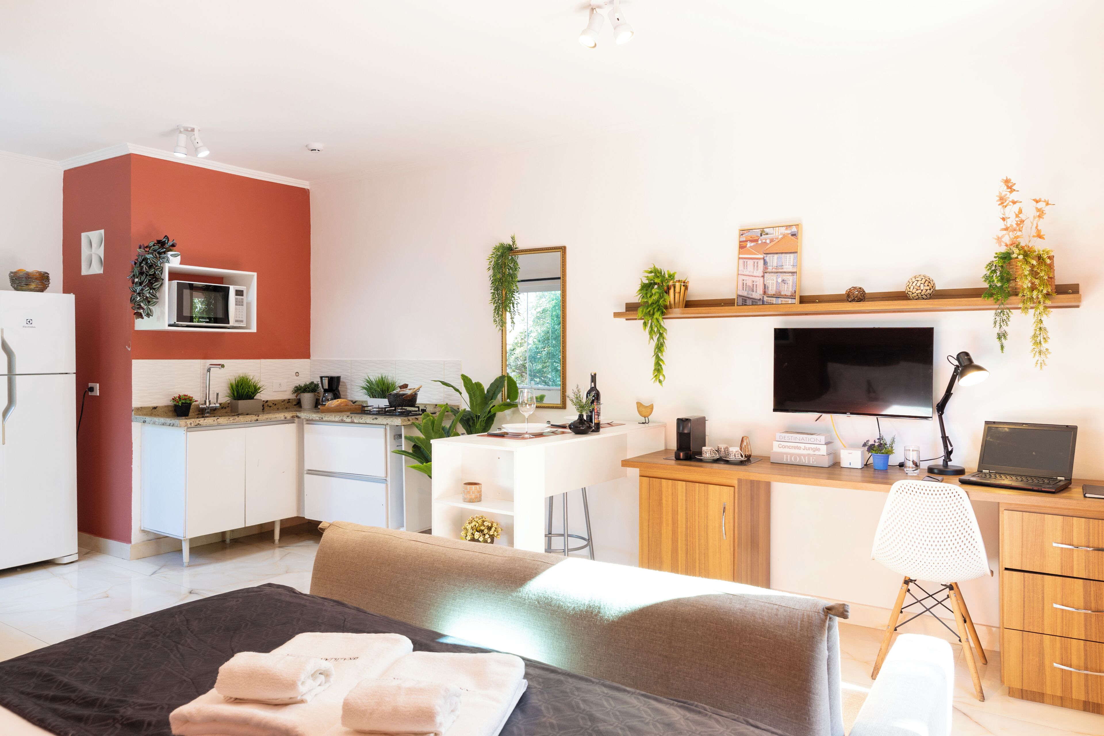 Apartment | Blackout curtains, iron/ironing board, free WiFi