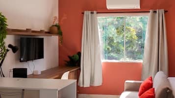 Apartment | Verdunkelungsvorhänge, Bügeleisen/Bügelbrett, kostenloses WLAN