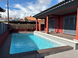 Pool - Vrbo Property (Alcabideche)